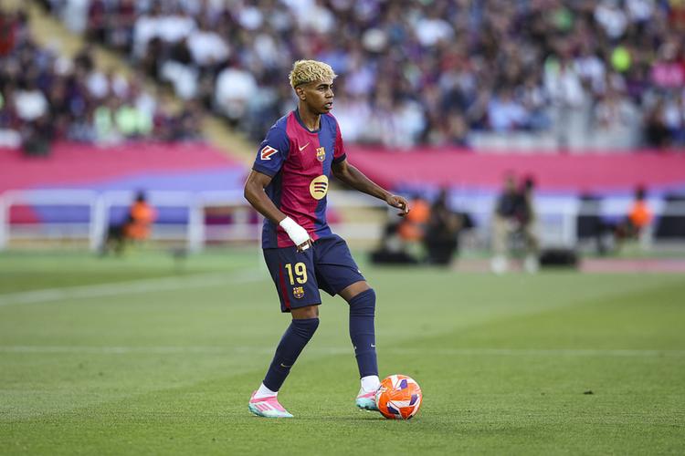 吉马良斯：安帅解决巴西队丢球多的问题，他给所有人带来信心（吉马良斯：安帅已化解巴西失球隐患，全队信心提升）