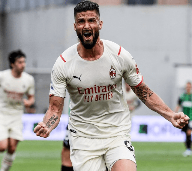 吉格斯：阿马德对现在的曼联太重要了，他在曼联没有替代者（吉格斯：阿马德之于当下曼联至关重要，队内无人可替代）