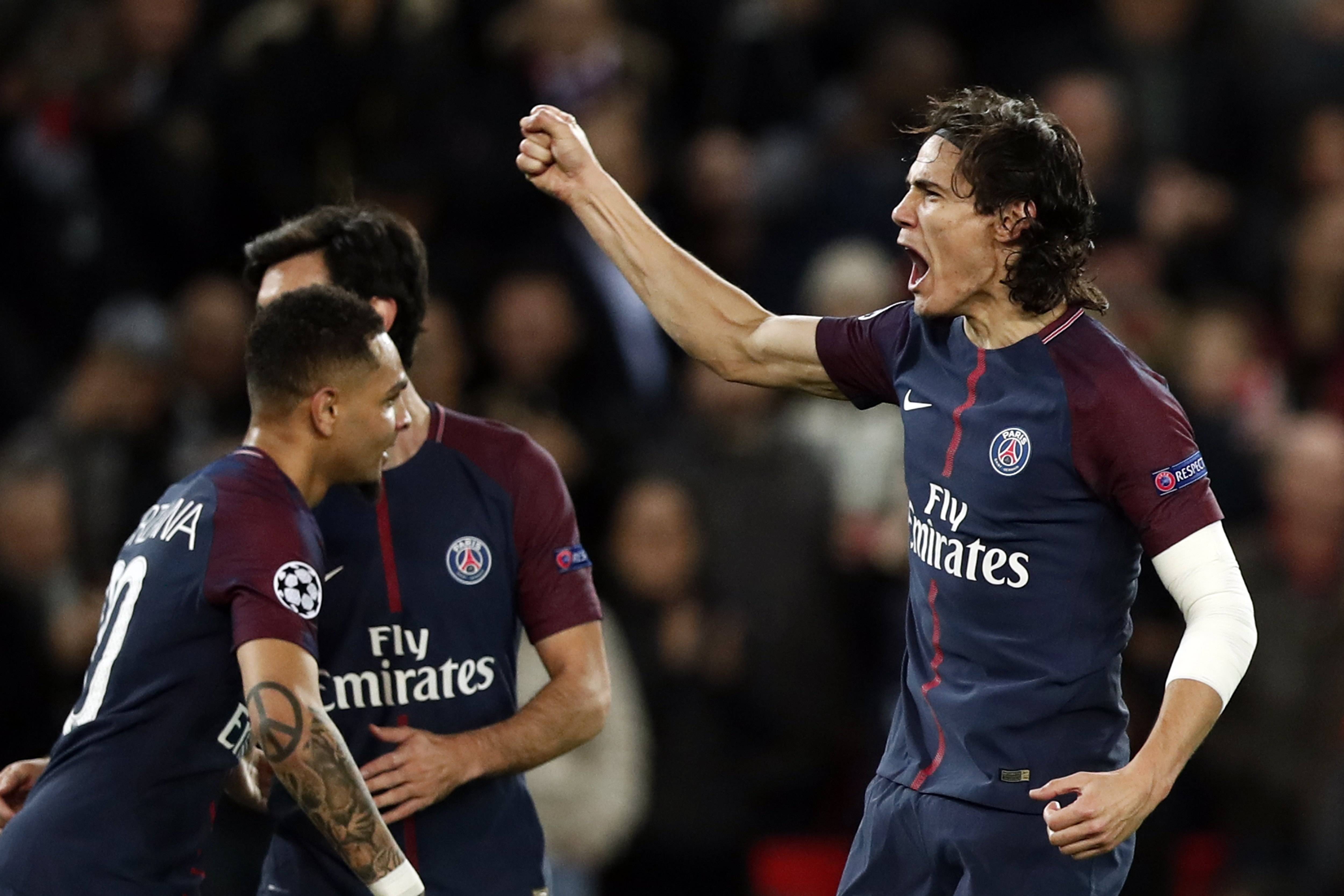 德容：难道我非要去英超才能证明自己的价值吗？我不这么认为（德容：证明价值不必非得去英超——我不认同这种看法）