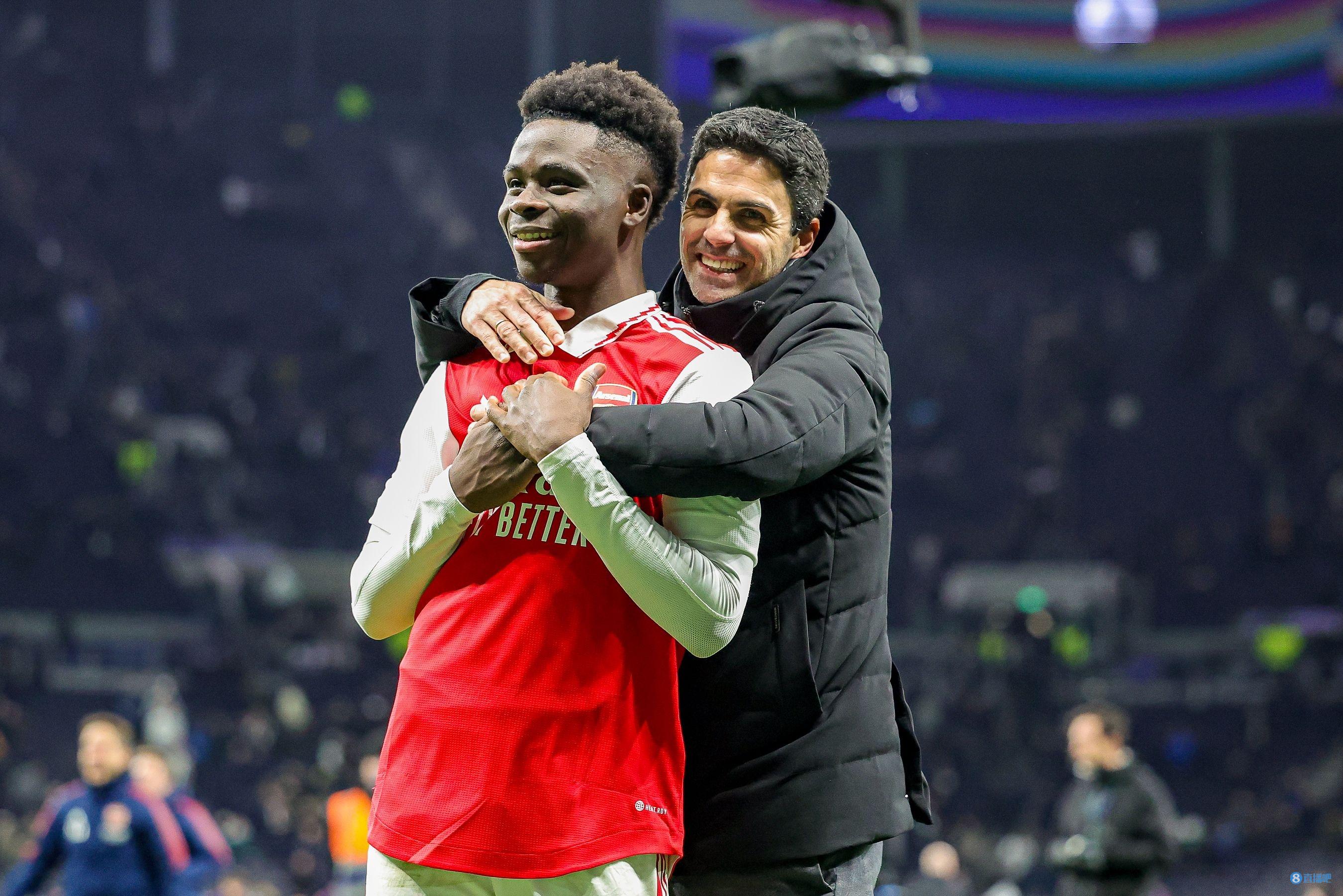 世体：巴萨申请开放北看台，球场容量有望增加到6.2万人（世体：巴萨拟开放北看台，球场容量有望升至6.2万人）