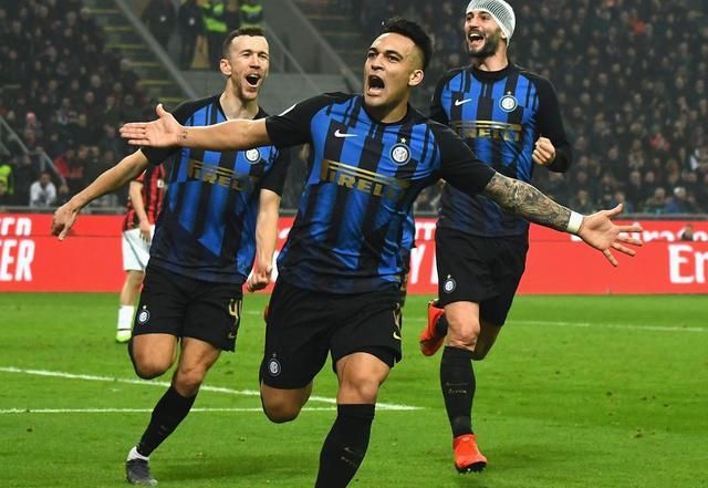 足球鞋选择攻略（如何挑选适合你的足球鞋）