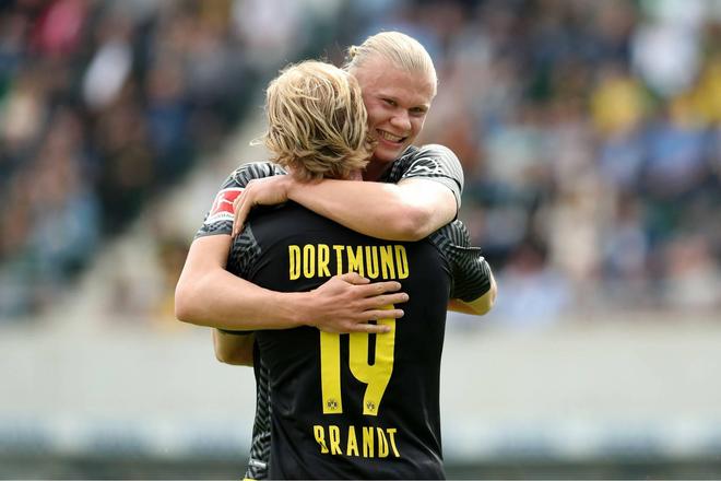 中足联发布2025赛季职业联赛数据：三级联赛累计观众近900万