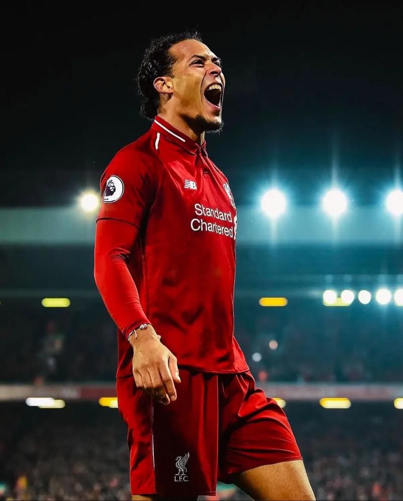 邵佳一执掌国足3把火：体能、纪律、数据，混日子球员的好日子到头了！（邵佳一接手国足祭出三板斧：体能为先、纪律从严、数据说话，混日子球员没戏了）