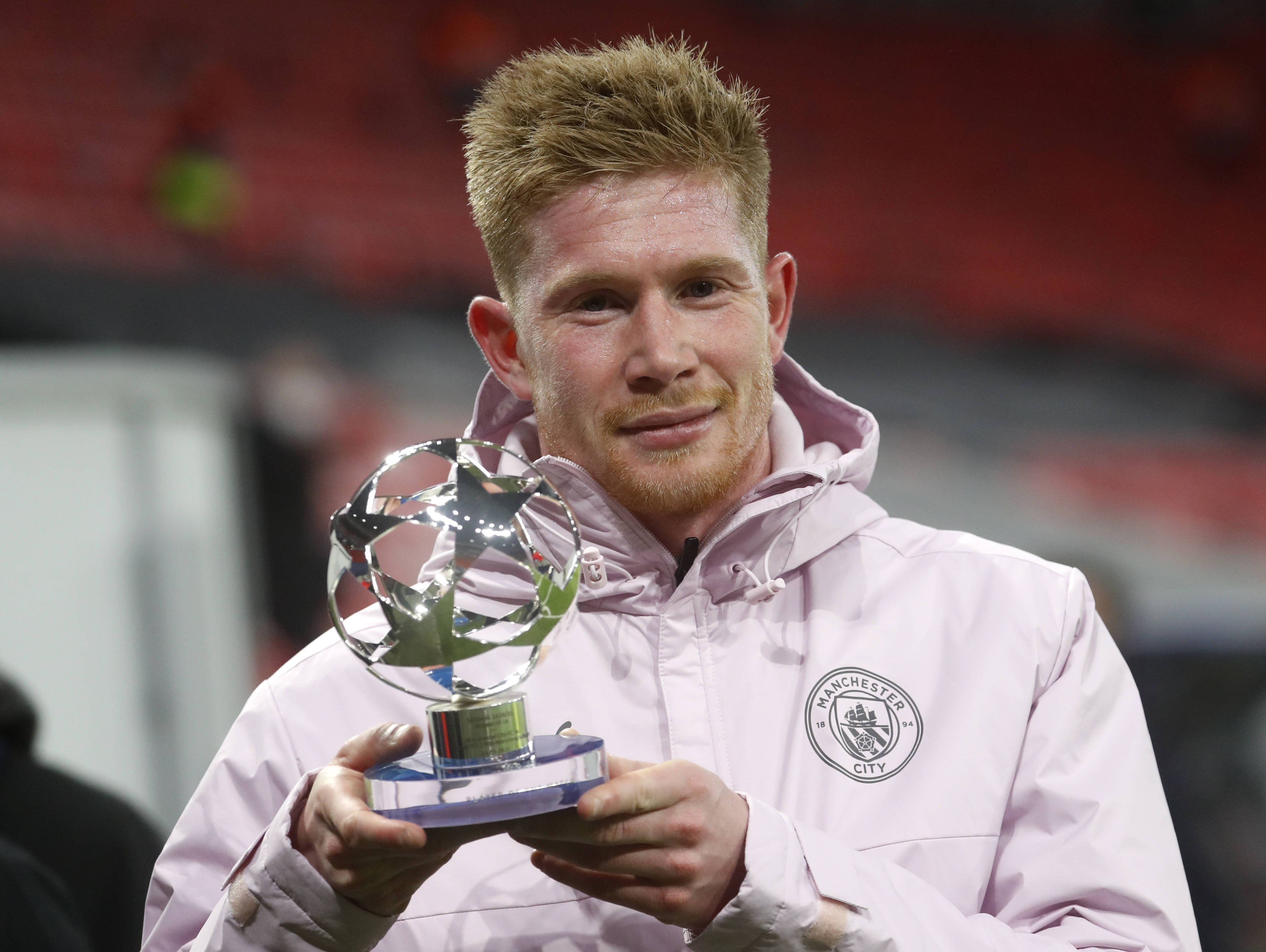 肖赧谈中超赛程安排：倒数第二轮不同时开球这一点就挺业余（肖赧批评中超赛程：倒数第二轮未同时开球显得很业余）