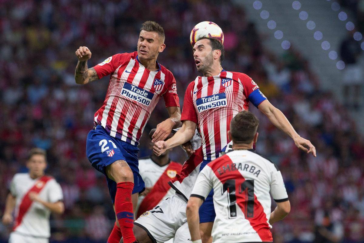 曼晚：B费对未来去向持开放态度，拜仁和国米均对他有意（曼晚：B费对下家持开放态度，拜仁与国米均有意）