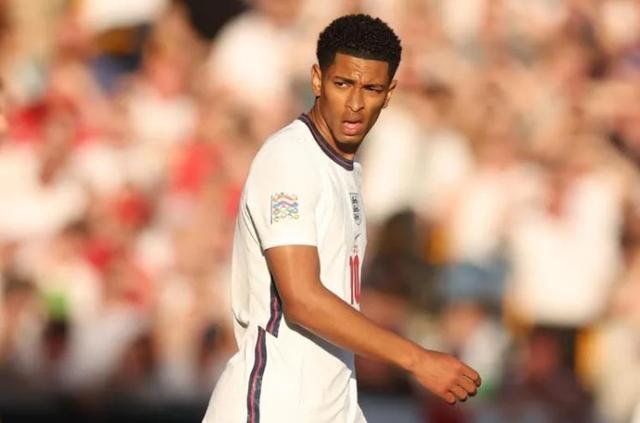 维拉vs阿森纳前瞻：英超前3大战 枪手主力双中卫缺席 谁也难赢