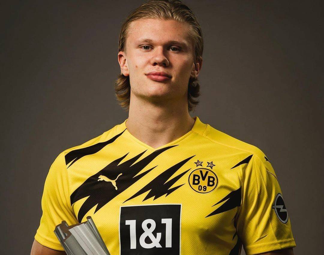 教练夸他“像黄金一样重要”